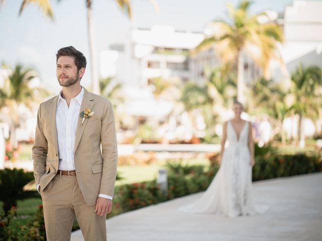 Zachary and Julie&apos;s Wedding in Cancun, Mexico 52