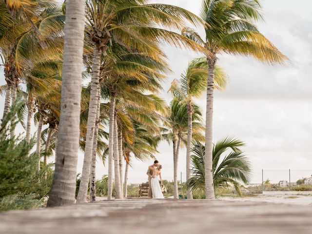 Zachary and Julie&apos;s Wedding in Cancun, Mexico 82