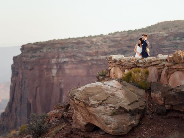 Dakota and Julie&apos;s Wedding in Moab, Utah 16