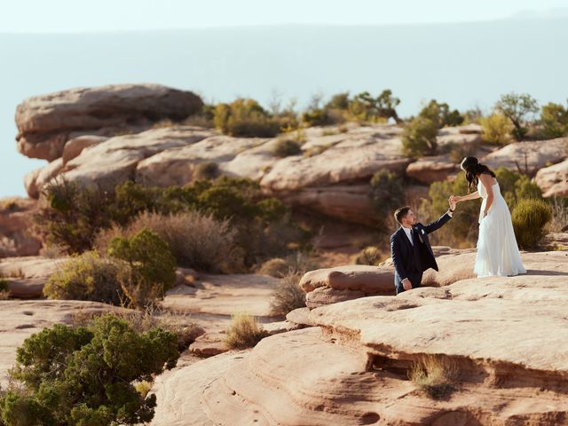 Dakota and Julie&apos;s Wedding in Moab, Utah 33