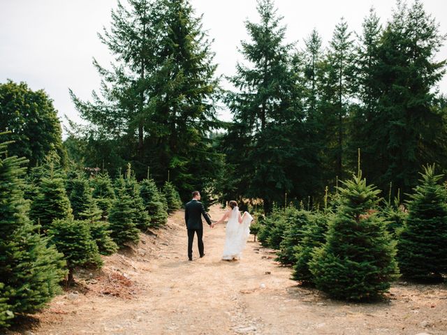 Tyler and Beth&apos;s Wedding in Issaquah, Washington 13