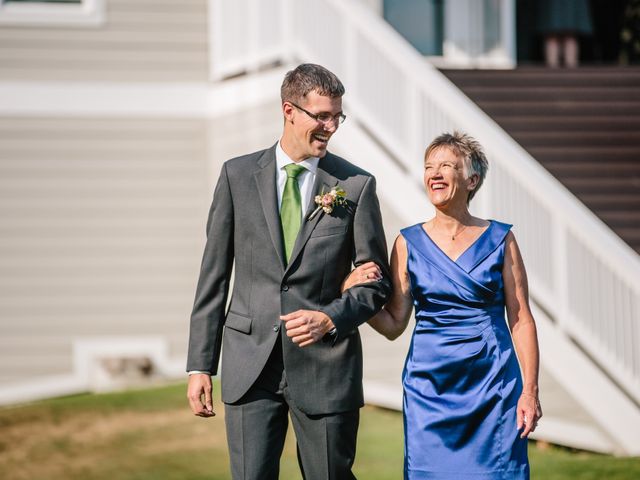 Tyler and Beth&apos;s Wedding in Issaquah, Washington 27