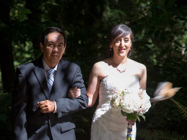 Russ and Elissa&apos;s Wedding in Seattle, Washington 17