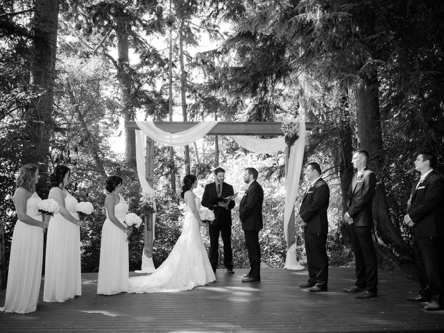Russ and Elissa&apos;s Wedding in Seattle, Washington 18