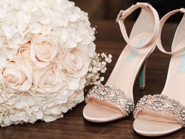Fernando and Jennifer&apos;s Wedding in Naperville, Illinois 9