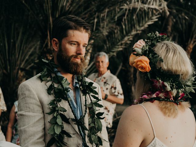 Stephen and Katy&apos;s Wedding in Kealakekua, Hawaii 27