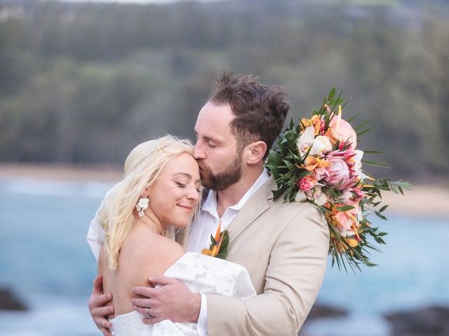 Nick and Haley&apos;s Wedding in Lahaina, Hawaii 17