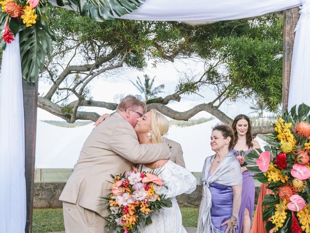 Nick and Haley&apos;s Wedding in Lahaina, Hawaii 36