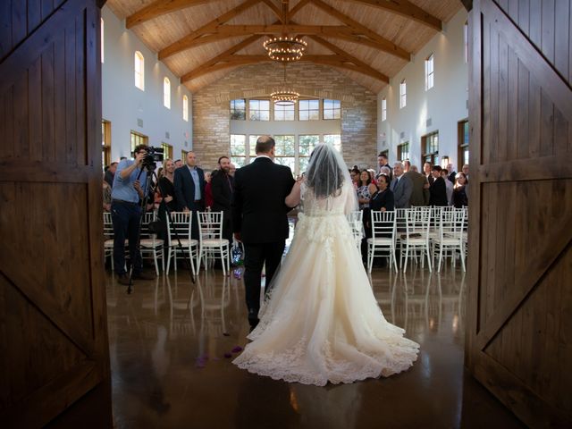 Jonathan and Jennifer&apos;s Wedding in Dripping Springs, Texas 15