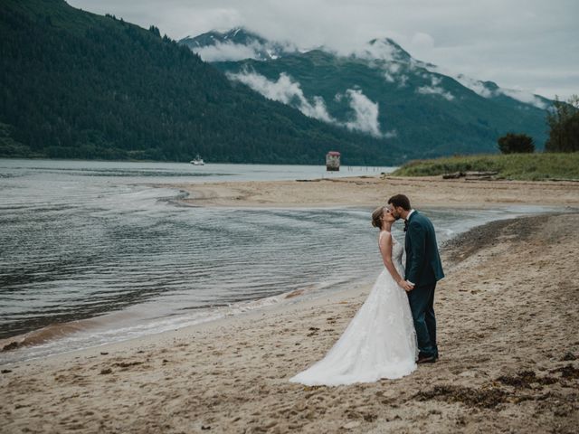 Travis and Beth&apos;s Wedding in Juneau, Alaska 32