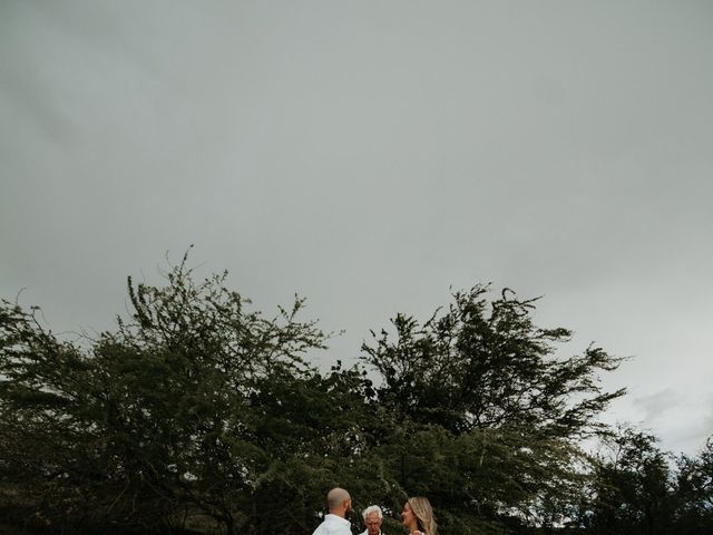 Makayla and Taylor&apos;s Wedding in Waikoloa, Hawaii 42