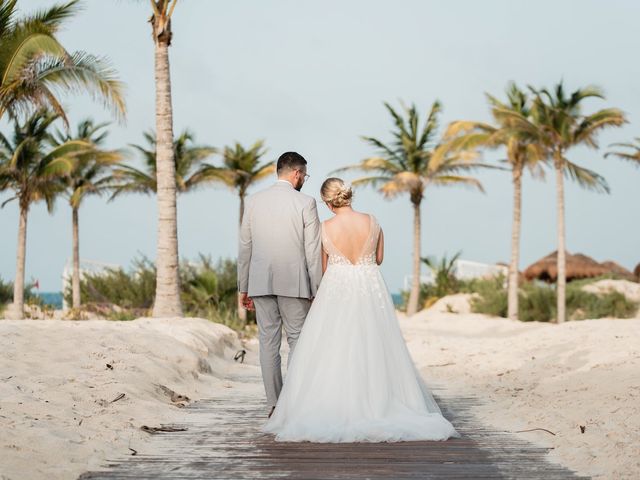 Jessie and Theresa&apos;s Wedding in Cancun, Mexico 22