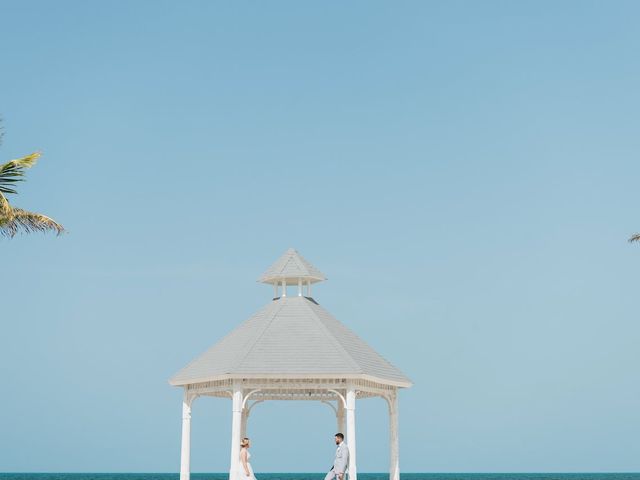 Jessie and Theresa&apos;s Wedding in Cancun, Mexico 62