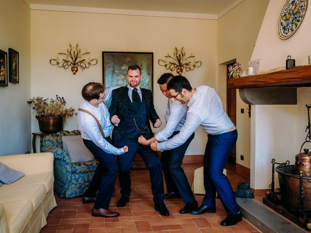 James and Letizia&apos;s Wedding in Montepulciano, Italy 16