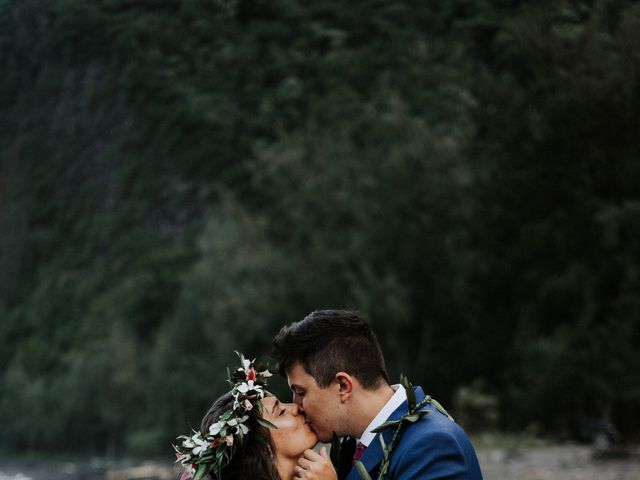 Dominic and Sarah&apos;s Wedding in Honokaa, Hawaii 14