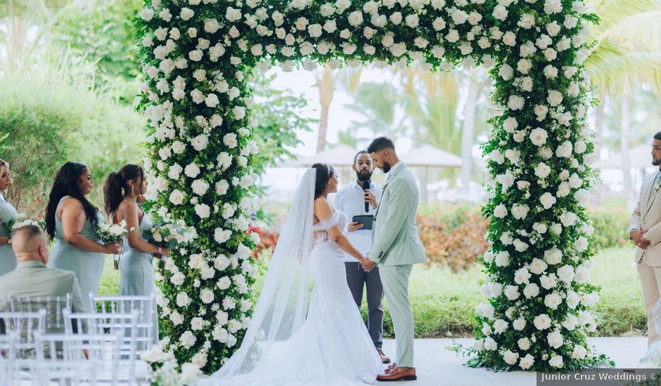 Gilberto and Katerine's Wedding in Punta Cana, Dominican Republic