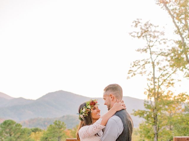 Stephen and Haylee&apos;s Wedding in Pigeon Forge, Tennessee 62