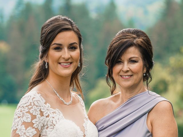 Kylie and Cameron&apos;s Wedding in Welches, Oregon 24