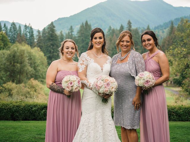 Kylie and Cameron&apos;s Wedding in Welches, Oregon 33