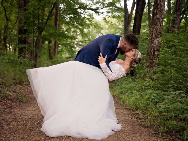 Kody and Sam&apos;s Wedding in Peoria, Illinois 8