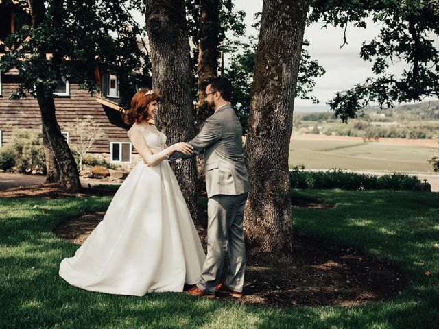 Kyle and Carissa&apos;s Wedding in Hillsboro, Oregon 8