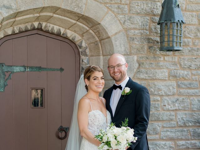 Alex and Rebecca&apos;s Wedding in Cincinnati, Ohio 23