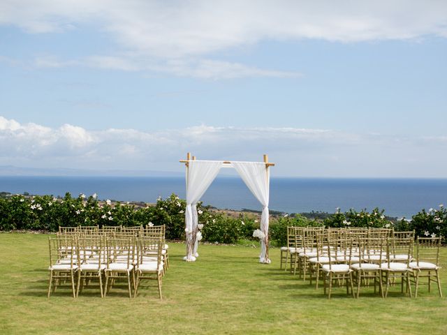 Evelyn and Neil&apos;s Wedding in Lahaina, Hawaii 8