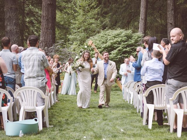 Truman and Kirsten&apos;s Wedding in Silverton, Oregon 17