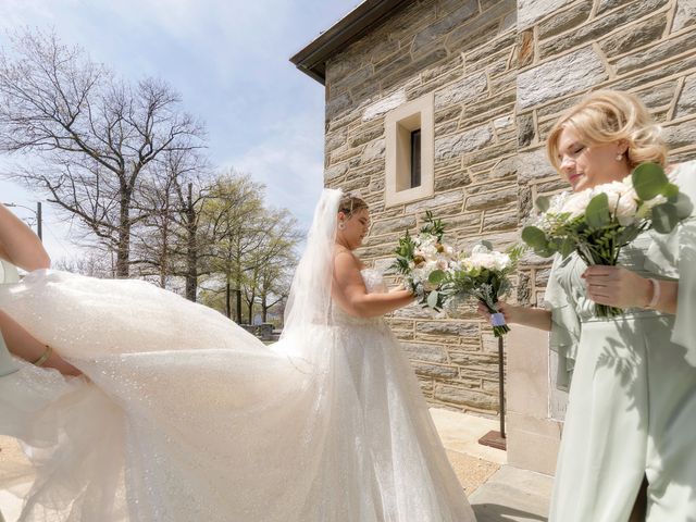 Tom and Abbey&apos;s Wedding in Wilmington, Delaware 428