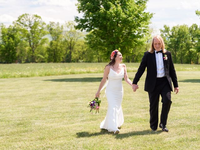 William and Hannah&apos;s Wedding in Harrisonburg, Virginia 14