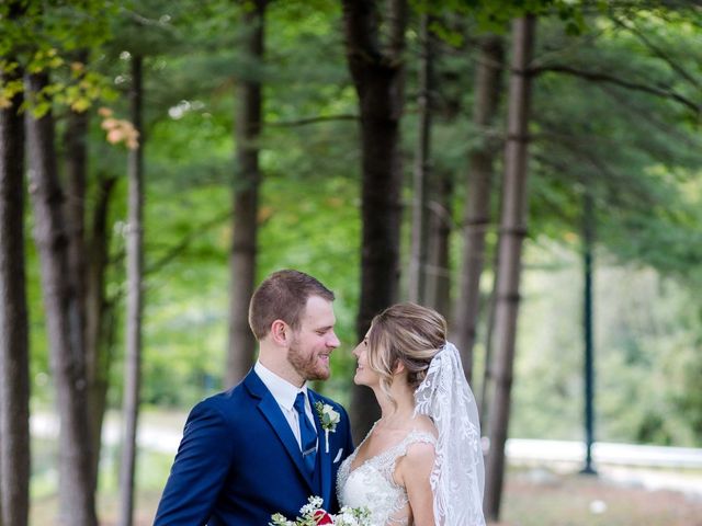 Katelynn and Logan&apos;s Wedding in Auburn Hills, Michigan 19