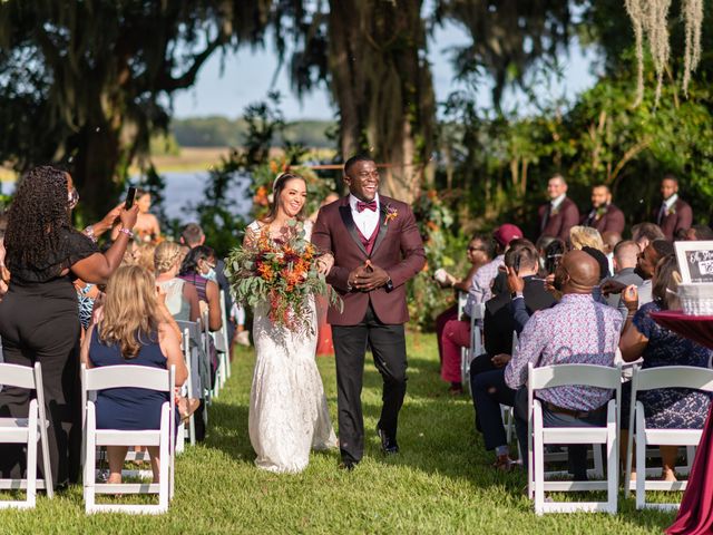 James and Taylor&apos;s Wedding in Charleston, South Carolina 44