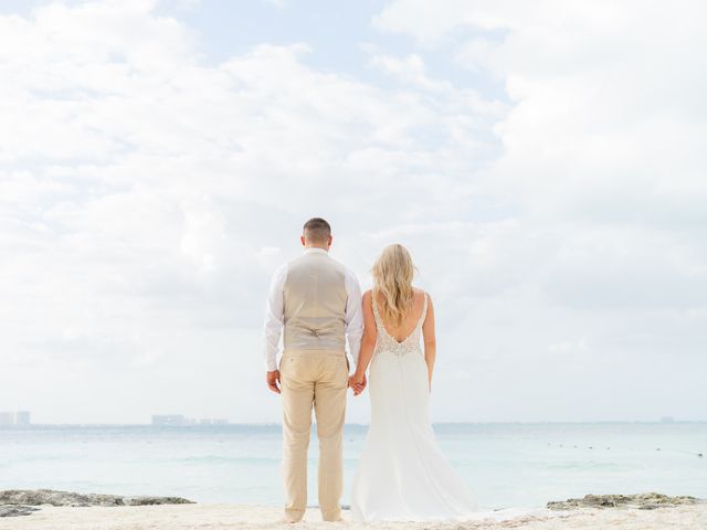 Nick and Katie&apos;s Wedding in Cancun, Mexico 12