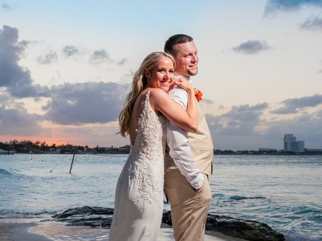 Nick and Katie&apos;s Wedding in Cancun, Mexico 32
