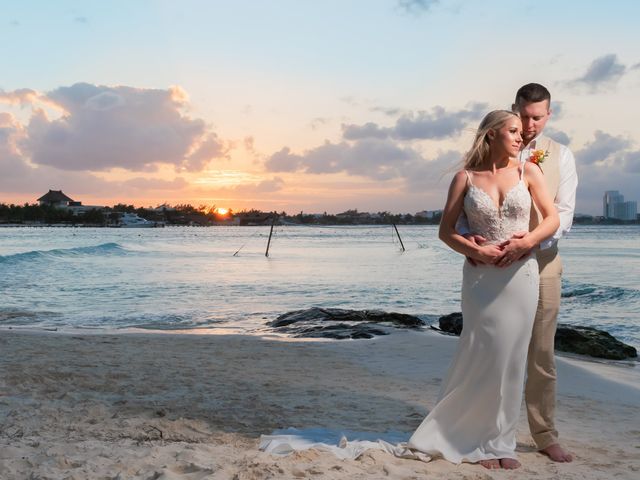 Nick and Katie&apos;s Wedding in Cancun, Mexico 36