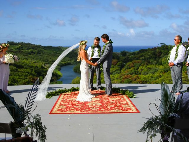 Derek and Christian&apos;s Wedding in Kilauea, Hawaii 17