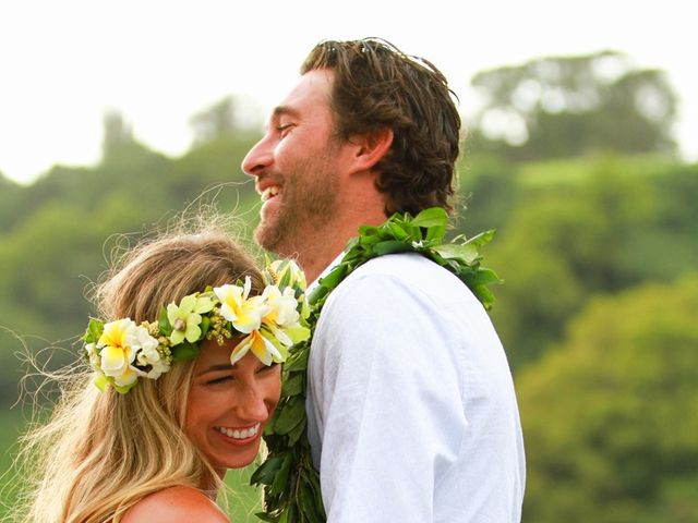 Derek and Christian&apos;s Wedding in Kilauea, Hawaii 23