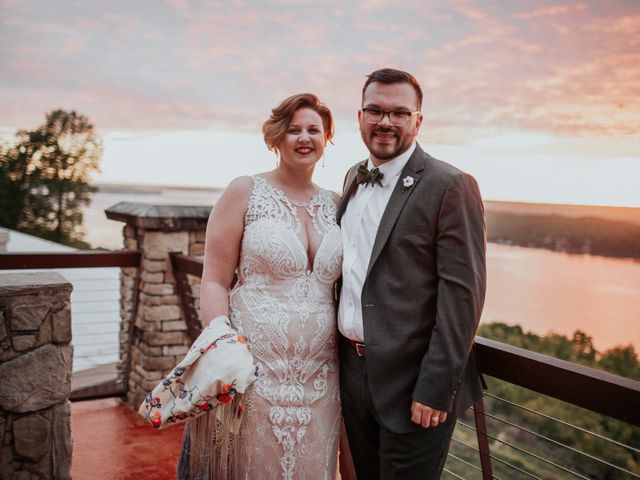 Toffer and Liz&apos;s Wedding in Guntersville, Alabama 24