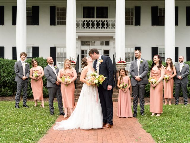 Stephen and Emily&apos;s Wedding in Berryville, Virginia 8