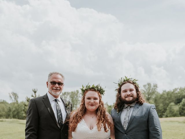 Adam  and Amy &apos;s Wedding in Centerburg, Ohio 18
