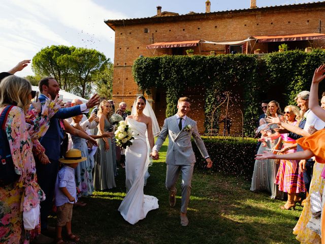 Jacques and Maria&apos;s Wedding in Tuscany, Italy 29
