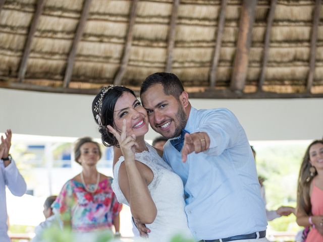 Oscar and Gina&apos;s Wedding in Cancun, Mexico 16