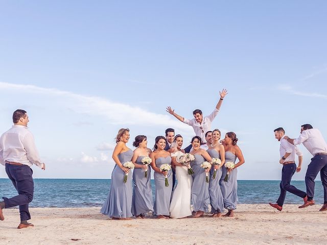 Arturo and Melanie&apos;s Wedding in Cancun, Mexico 31