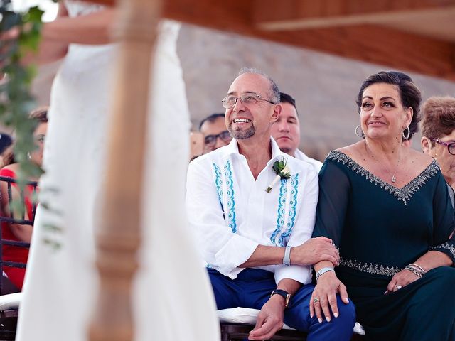 Arturo and Melanie&apos;s Wedding in Cancun, Mexico 45