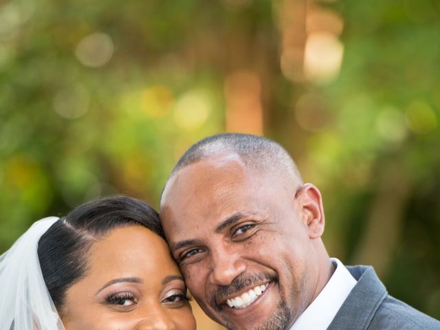 Curtis and Gwenetta&apos;s Wedding in Greenville, South Carolina 43