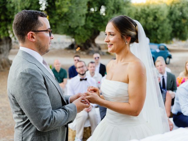 Richard and Marie Soleil&apos;s Wedding in Puglia, Italy 41