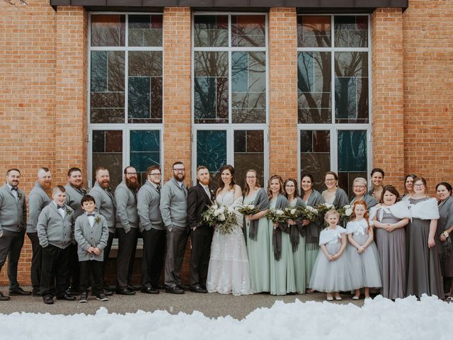 Elijah and Alyssa&apos;s Wedding in Green Bay, Wisconsin 15