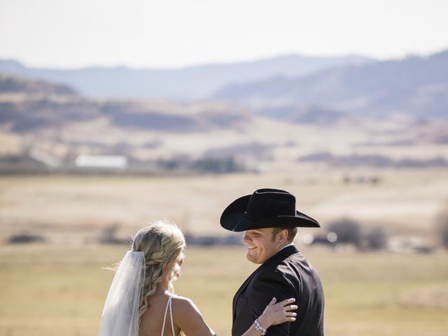 Samuel and Lexy&apos;s Wedding in Spearfish, South Dakota 19