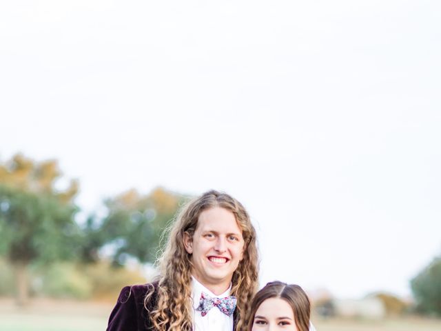 Logan and Hannah&apos;s Wedding in Brenham, Texas 116