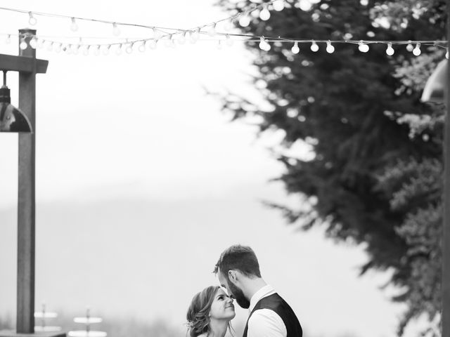 Nick and Karisa&apos;s Wedding in Portland, Oregon 100
